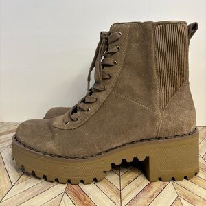 vince camuto Suede Combat Lace Up Desert  Brown Lug Sole  boots Marbela 10 women